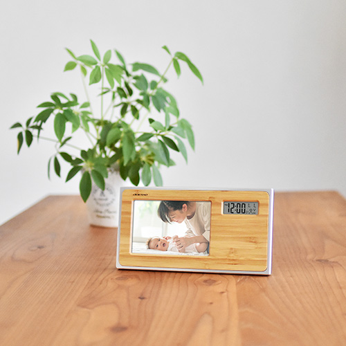 竹のフォトフレームクロックADESSO