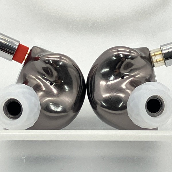 SIMPHONIO 【中古】P-Zero/P0【秋葉原】 – e☆イヤホン