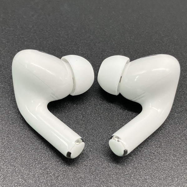 Apple 【中古】MagSafe充電ケース(USB-C)付きAirPods Pro(第2世代
