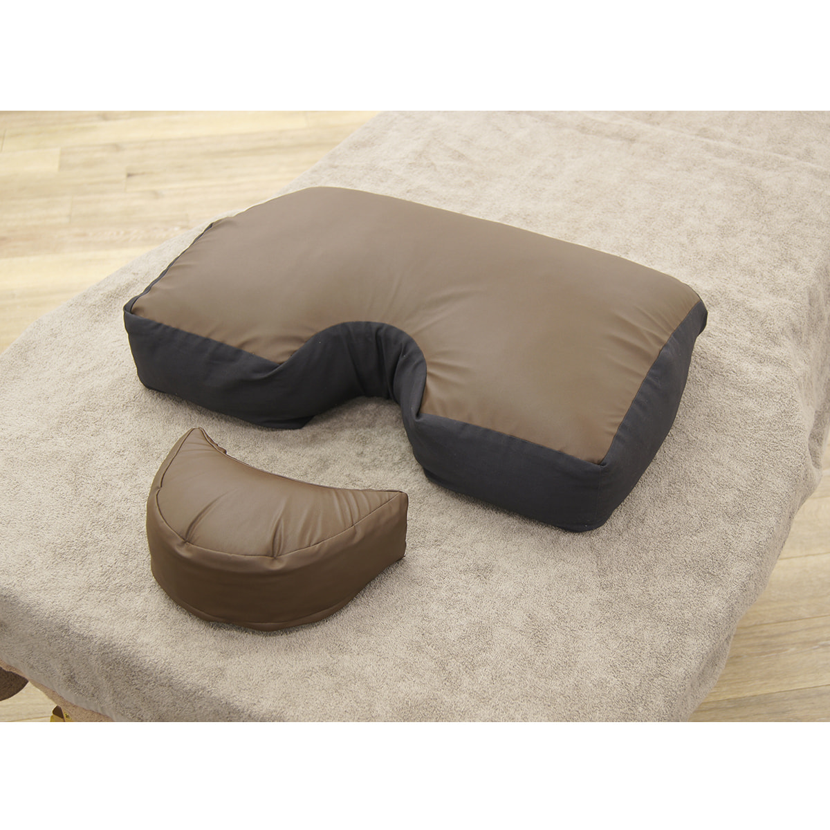 Te・Luce（テ・ルーチェ）】Good Feelingバストマット＆フェイスピロー