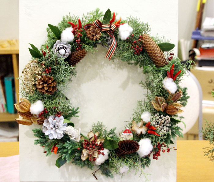 森の学校2025 森の素材でつくるクリスマスリース | あきた森づくり活動