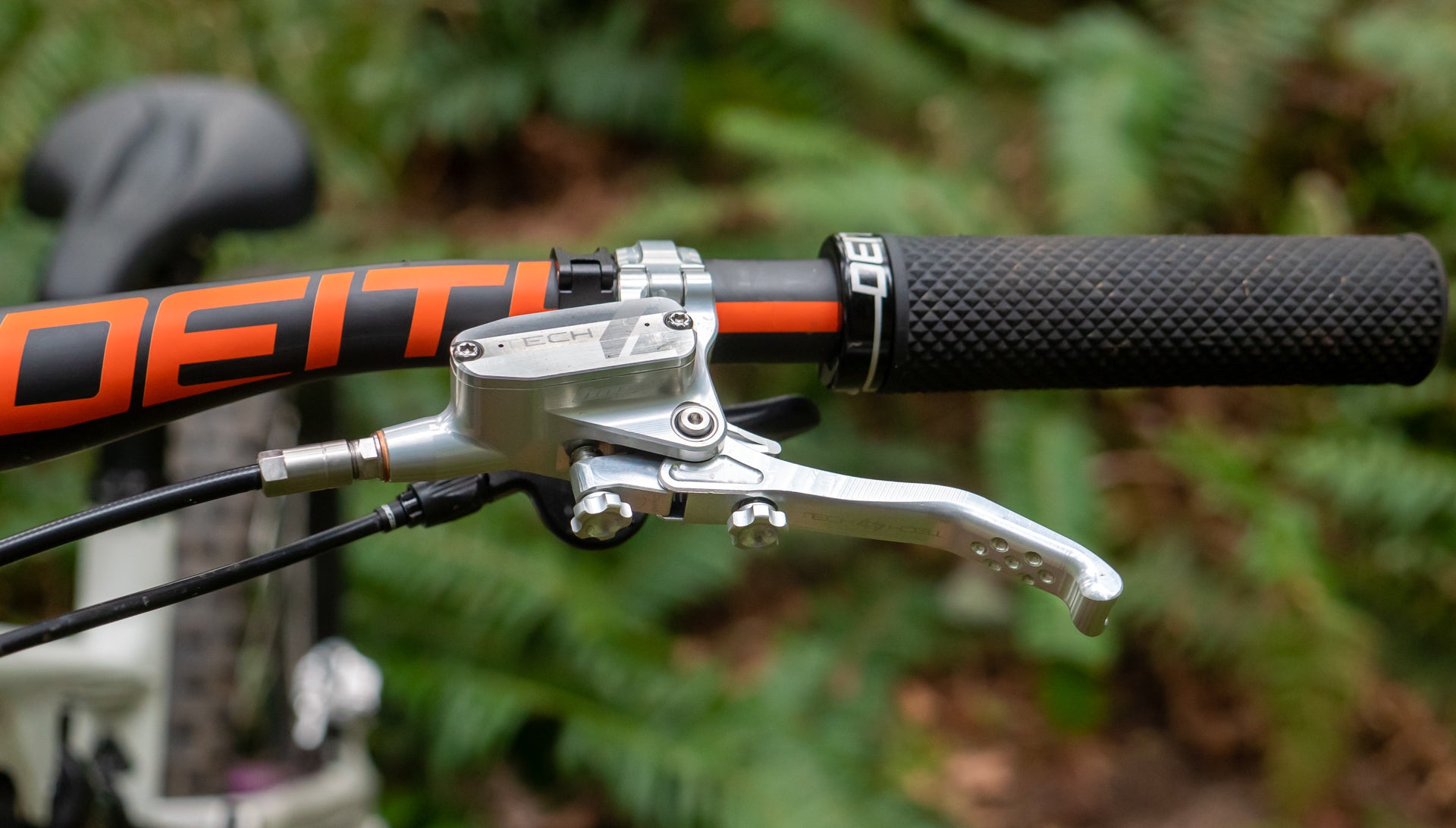 Hope Tech 4 E4 Review // E4 Compared to V4