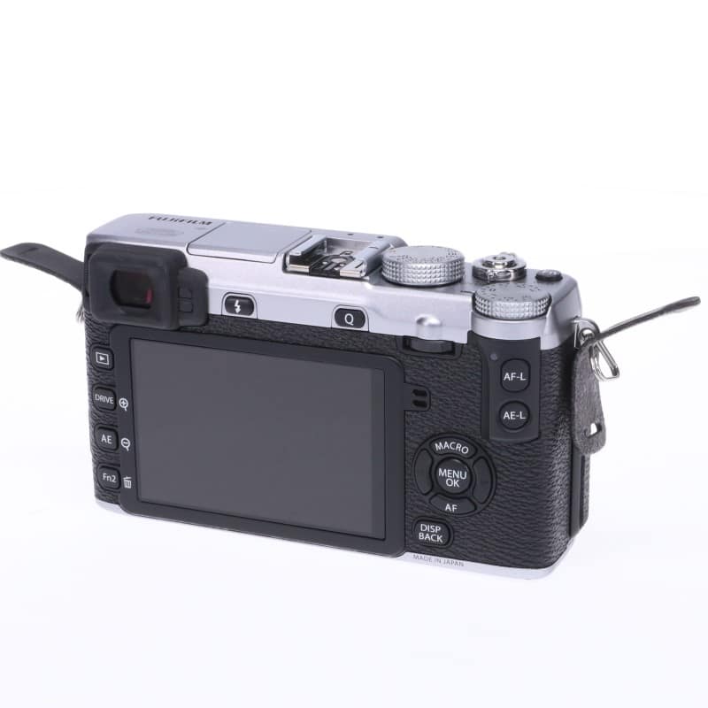 富士フイルム FUJIFILM X-E2 ボディ シルバー 中古 C2120174022764