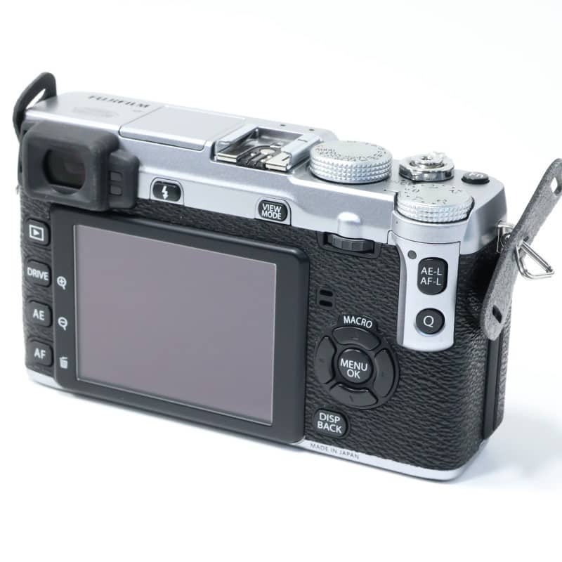 富士フイルム FUJIFILM X-E1 ボディ シルバー AB-ランク 中古｜フジヤ