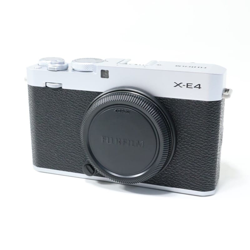 富士フイルム FUJIFILM X-E4 ボディ シルバー AB-ランク 中古｜フジヤ