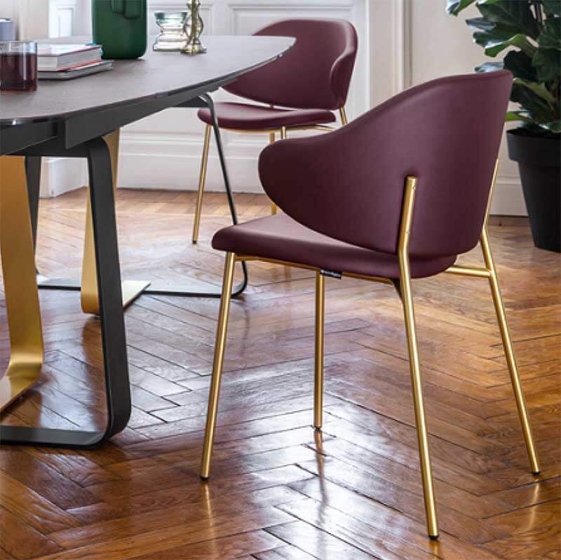 名古屋でカリガリスのチェアを探すなら、東海地区最大級のカリガリス