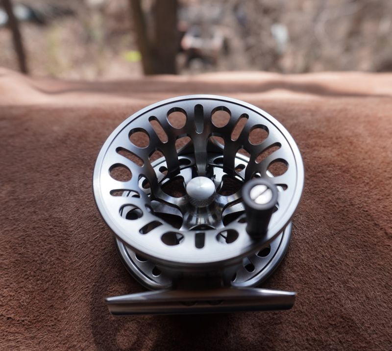 ☆61グラムと軽量〜オイカワのフライフィッシングに〜ARブレスライト