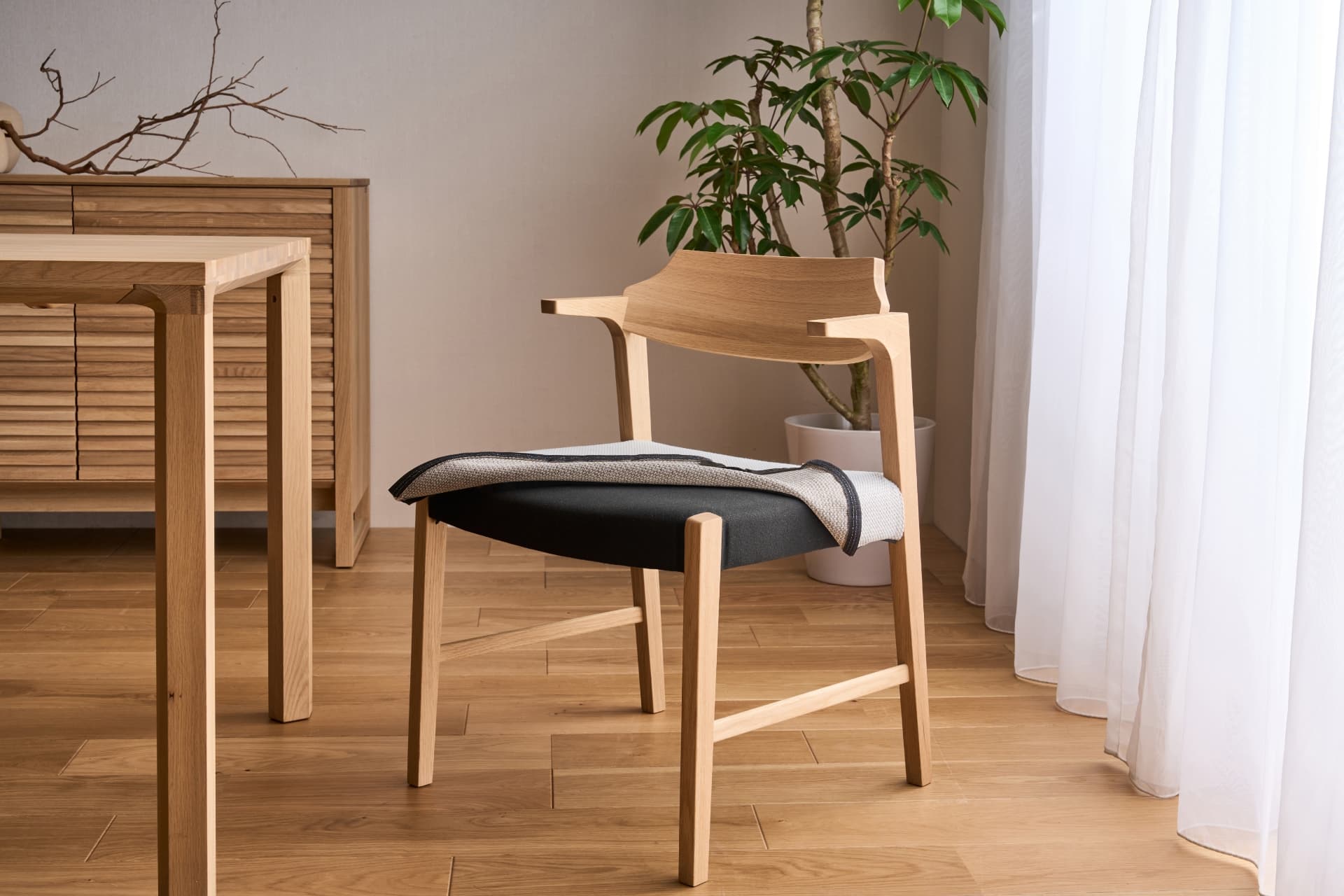 美品 カリモク ダイニングチェア CS6210 オーク 購入価格17万 1 美品