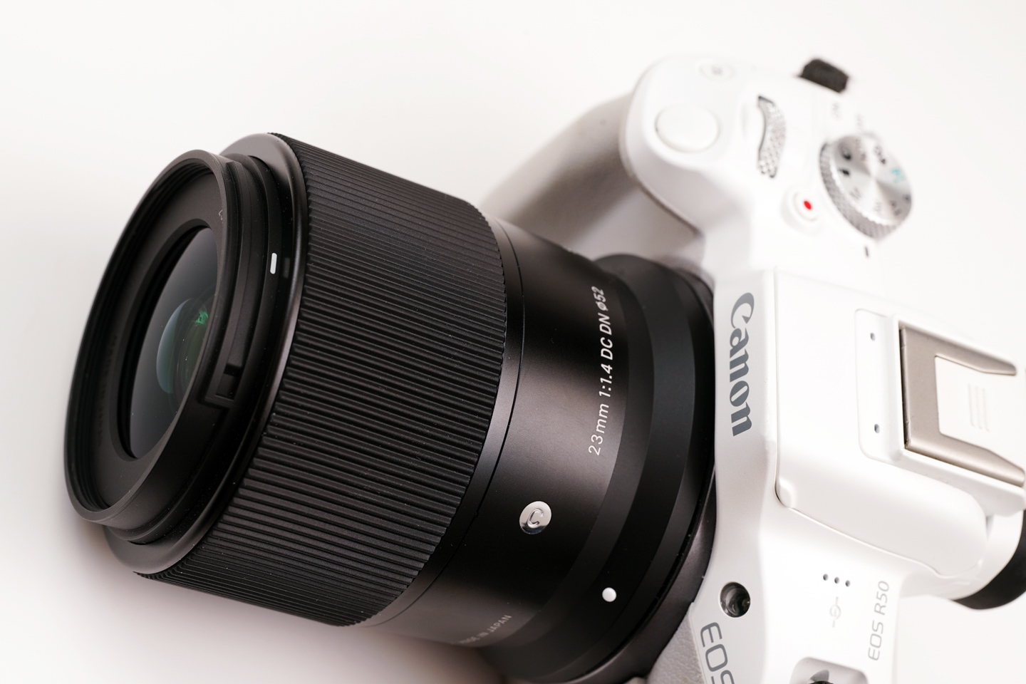 標準と広角のあいだにある心地よさ｜シグマ 23mm F1.4 DC DN