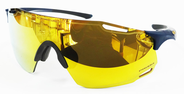 オークリーサングラス一覧