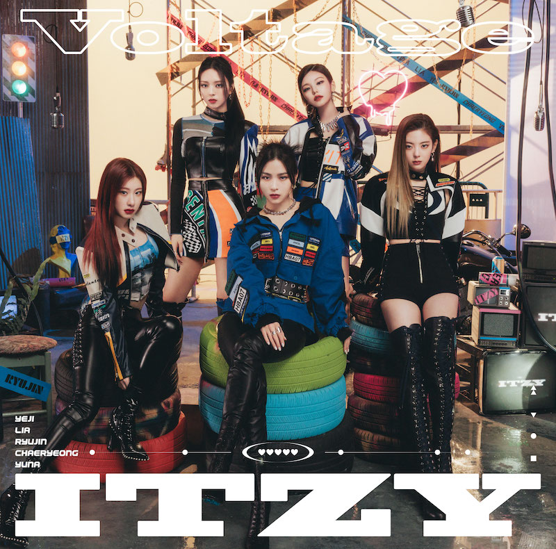 ITZY、初の日本オリジナルシングル『Voltage』のリリースを記念して