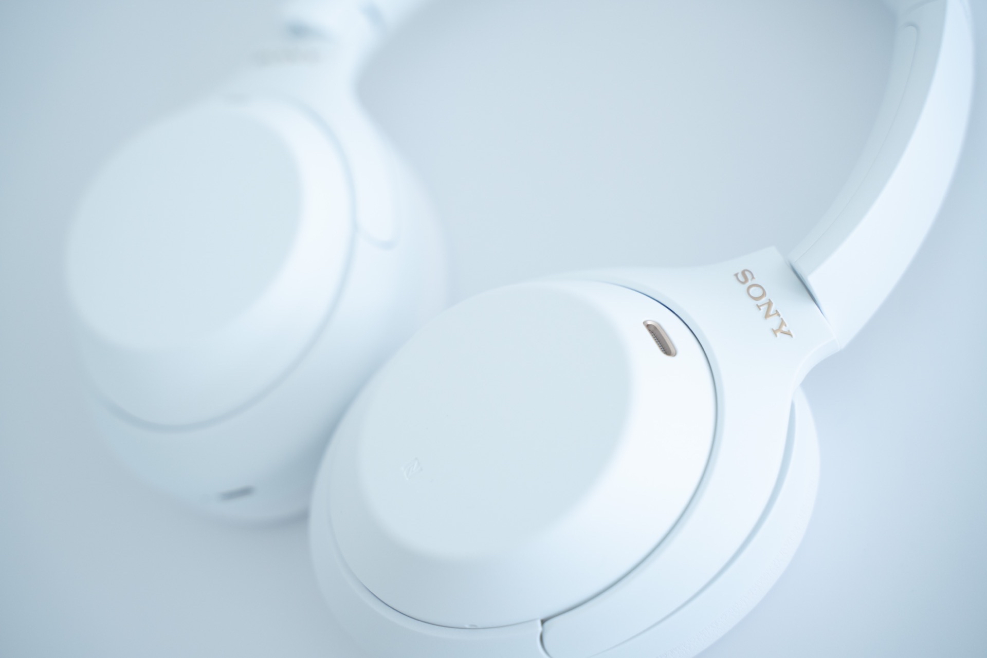 コレを待ってた。SONY WH-1000XM4 サイレントホワイト フォトレビュー