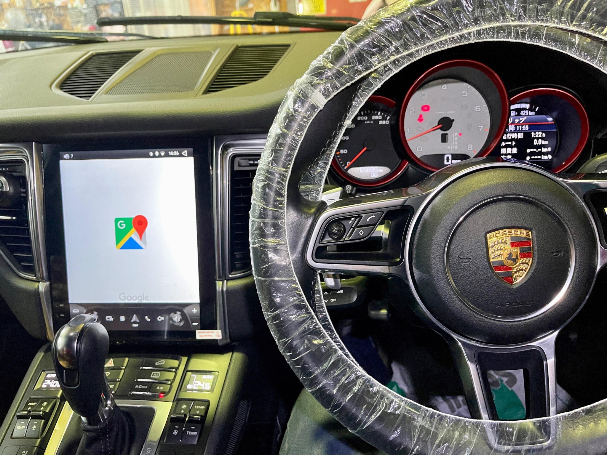 ポルシェ マカン専用 縦型10.4インチ アンドロイドナビモニター