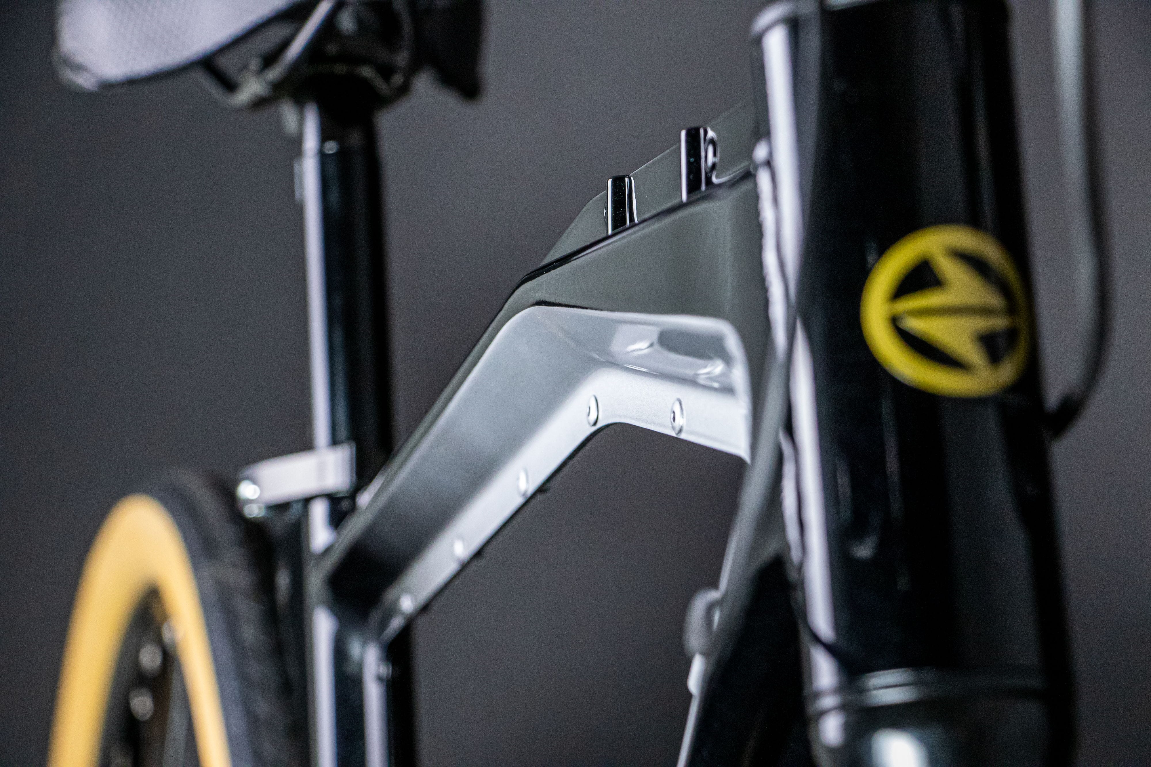 株式会社日立ハイテク・株式会社エイチワンと協業し、世界初となる100