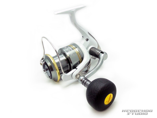 スタジオコンポジット】カーボンパワーラウンドシェープノブ Mサイズ