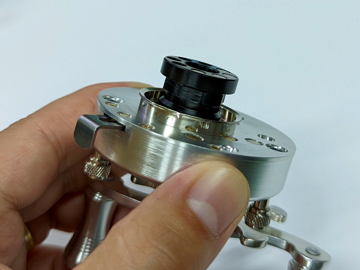 TRY-ANGLE/トライアングル】タフライトスプール＆マグブレーキシステム