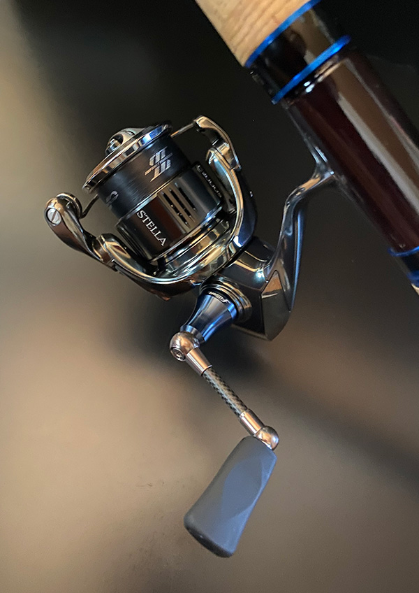 REVIVE/リヴァイヴ】ファンネル カーボンハンドル - リール