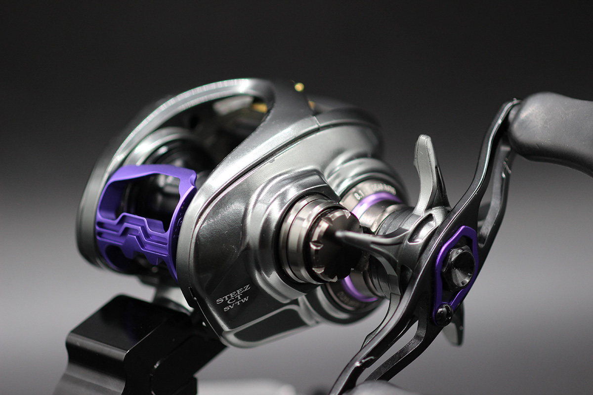 カケヅカデザインワークス】ダイワ用 パーミングクラッチ 25スティーズ