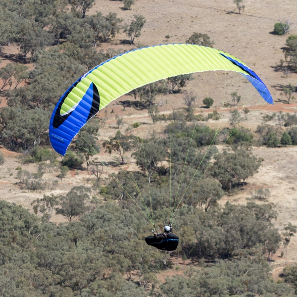 パラグライダー機体コスモス22