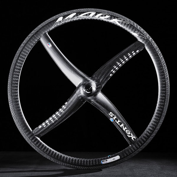 TTバイクに、トライアスロンにXentis ゼンティス。空力がすごい