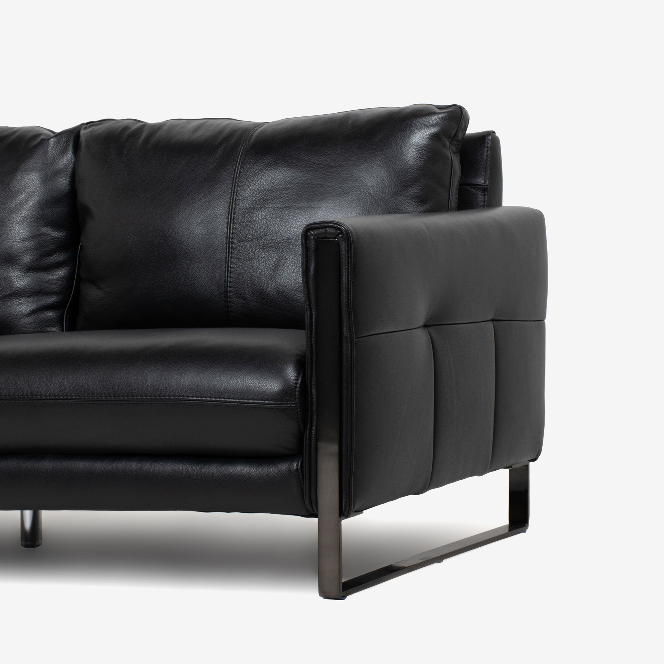 ソファ「L/S 58N（エルエス58）」3人掛け 革#J-023C ブラック色