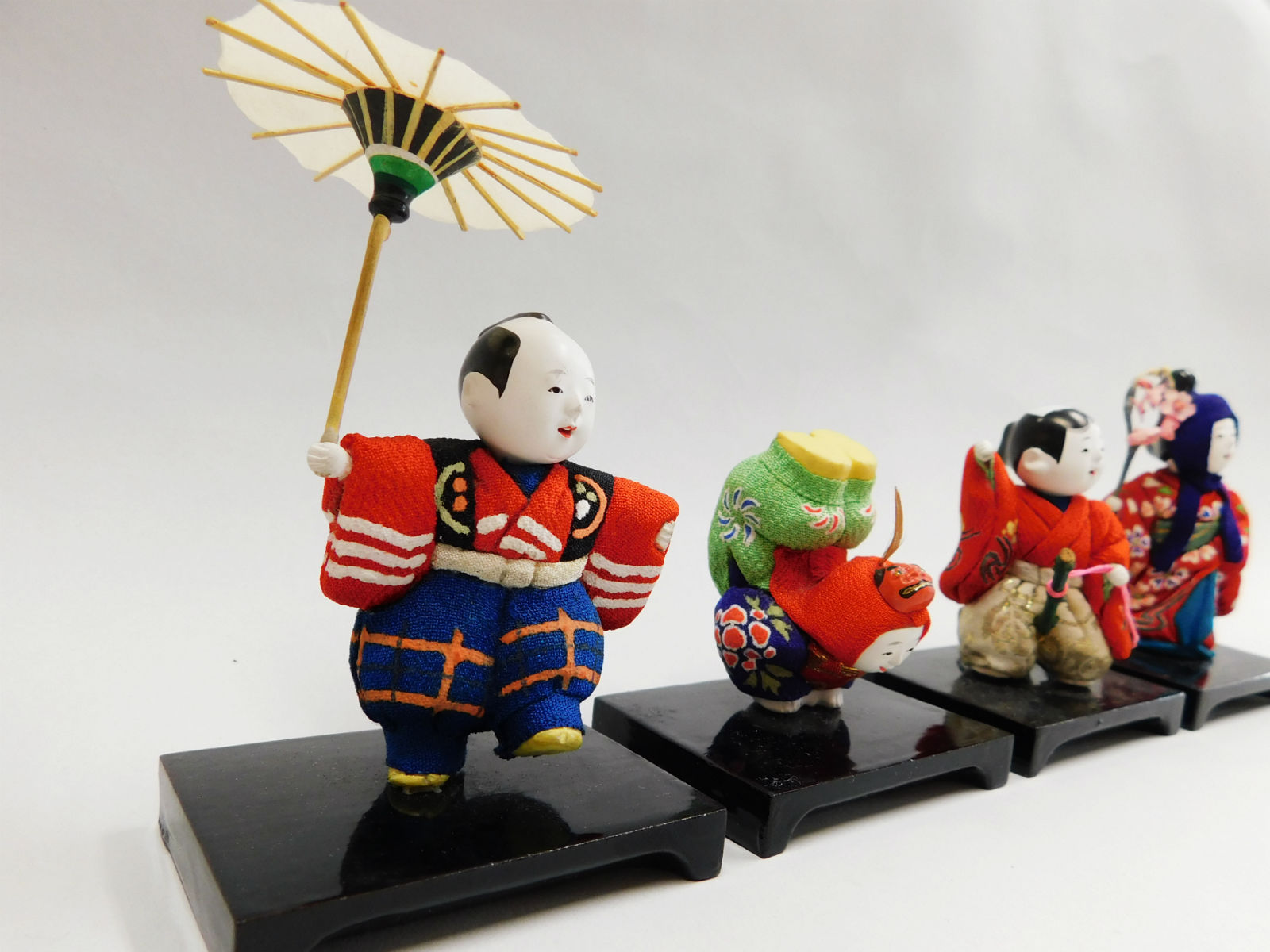 日本の伝統工芸品総合サイト 『江戸木目込人形』ホーム