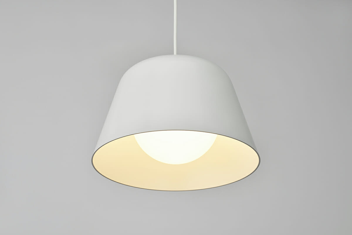 MUJI アクリルシェードライト - 注目のデザイナー - デザイン情報