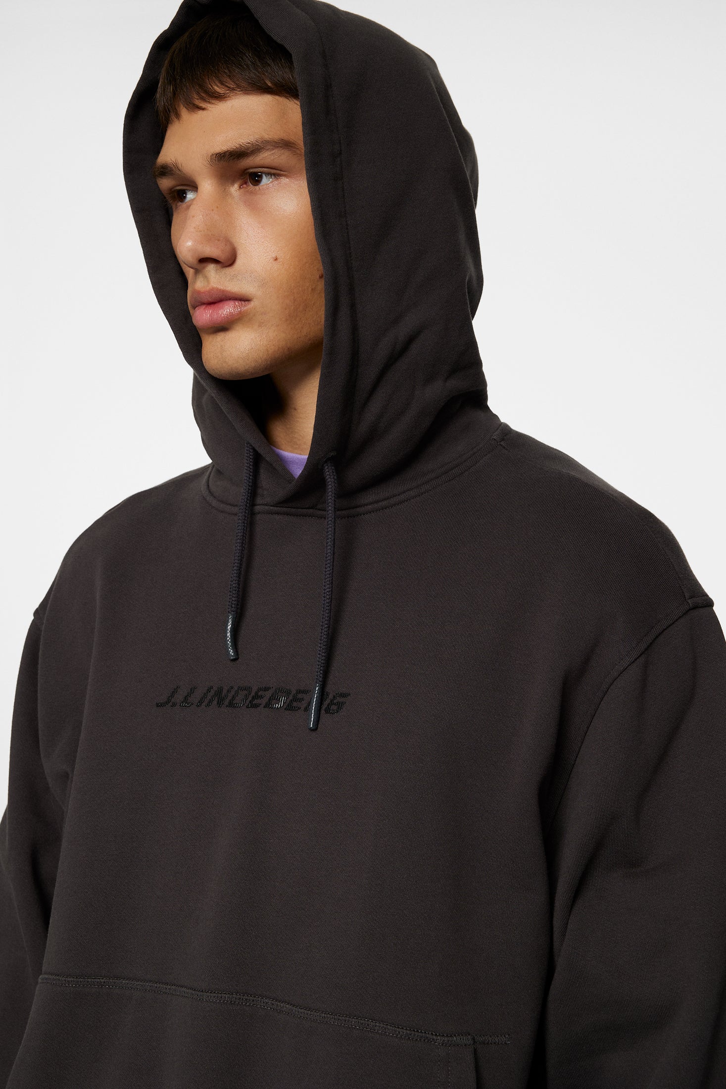 Callan Logo Hoodie / Washed Black – J.Lindeberg