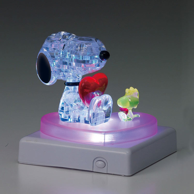 BEV-50248 クリスタルパズル スヌーピー ハグ・ハート 31ピース