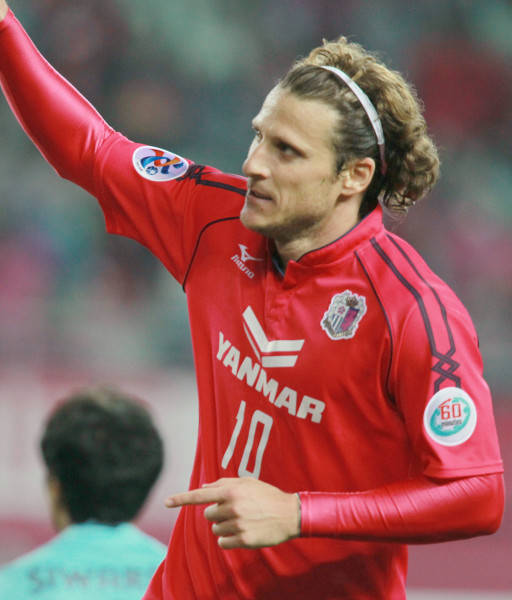 ACLサッカーのブリーラム（タイ）戦で、ゴ…：ディエゴ・フォルラン