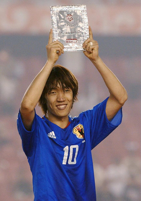 アジア杯サッカーで最優秀選手（M…：日本が誇るレフティー・中村俊輔