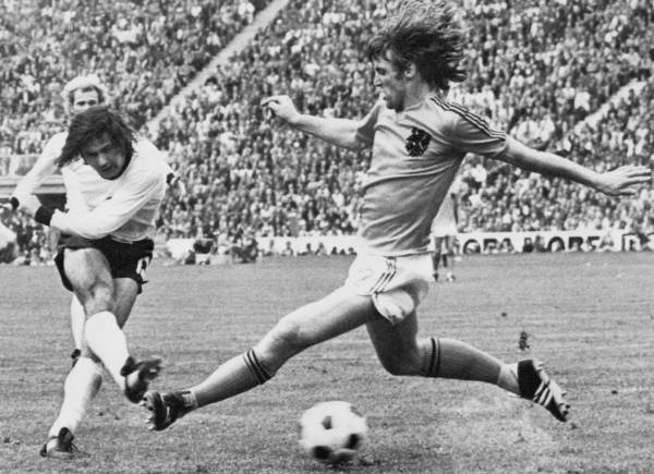 1974年W杯西ドイツ大会決勝、西…：サッカーワールドカップ名選手
