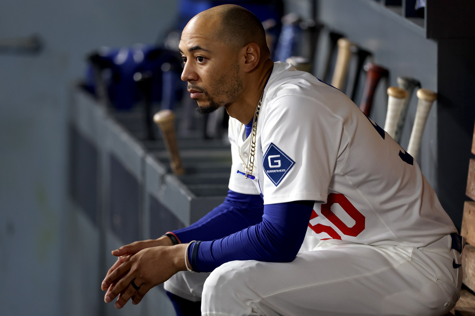 Dodgers' Mookie Betts still scuffling at the plate