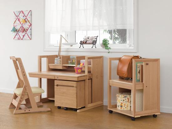 ニュースリリース | 学習デスク「pierna(ピエルナ)」シリーズの新製品