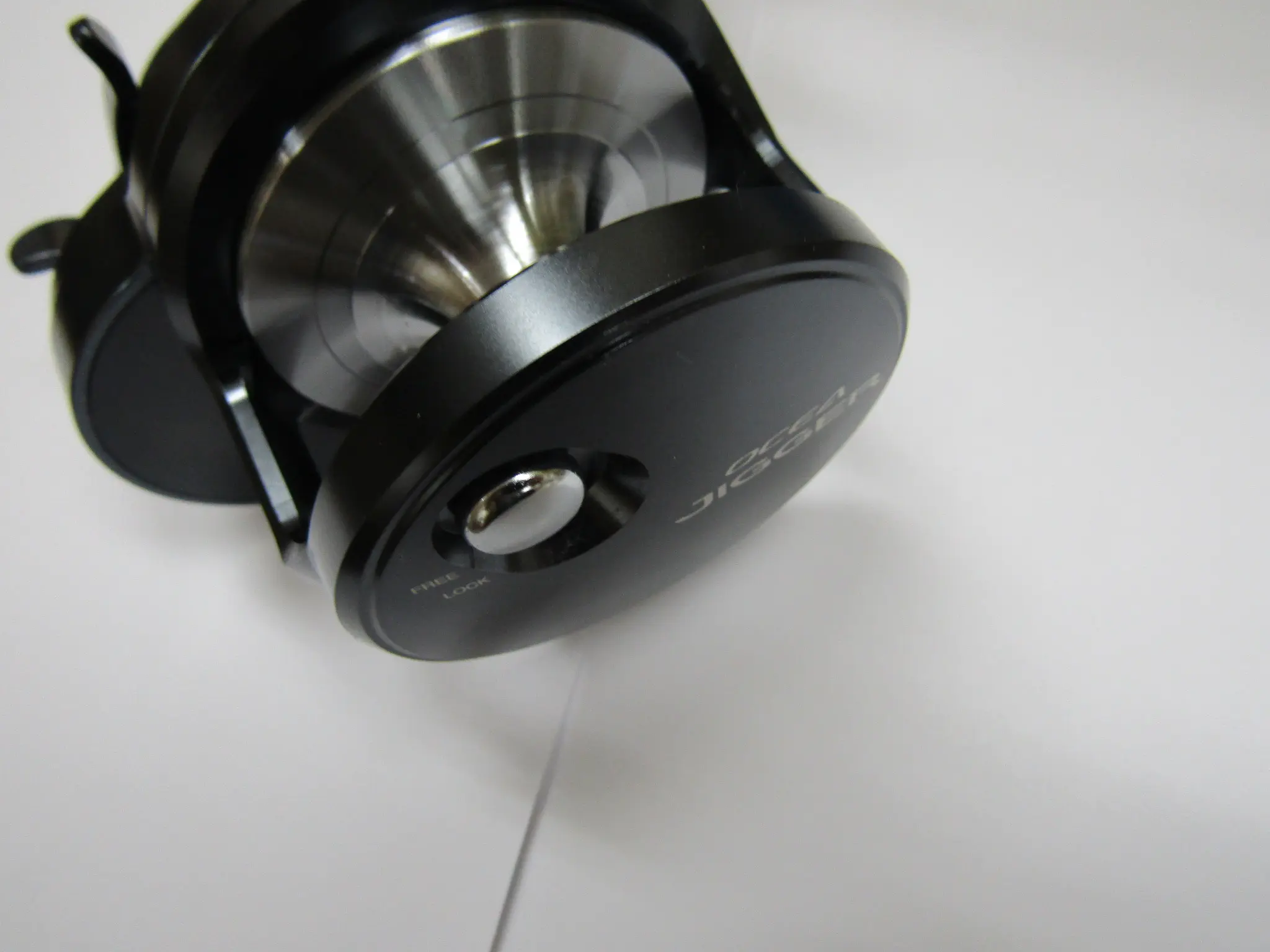 オシアジガーFカスタム3000HG(右) - 57,000円 : 海釣り、船釣り専門店