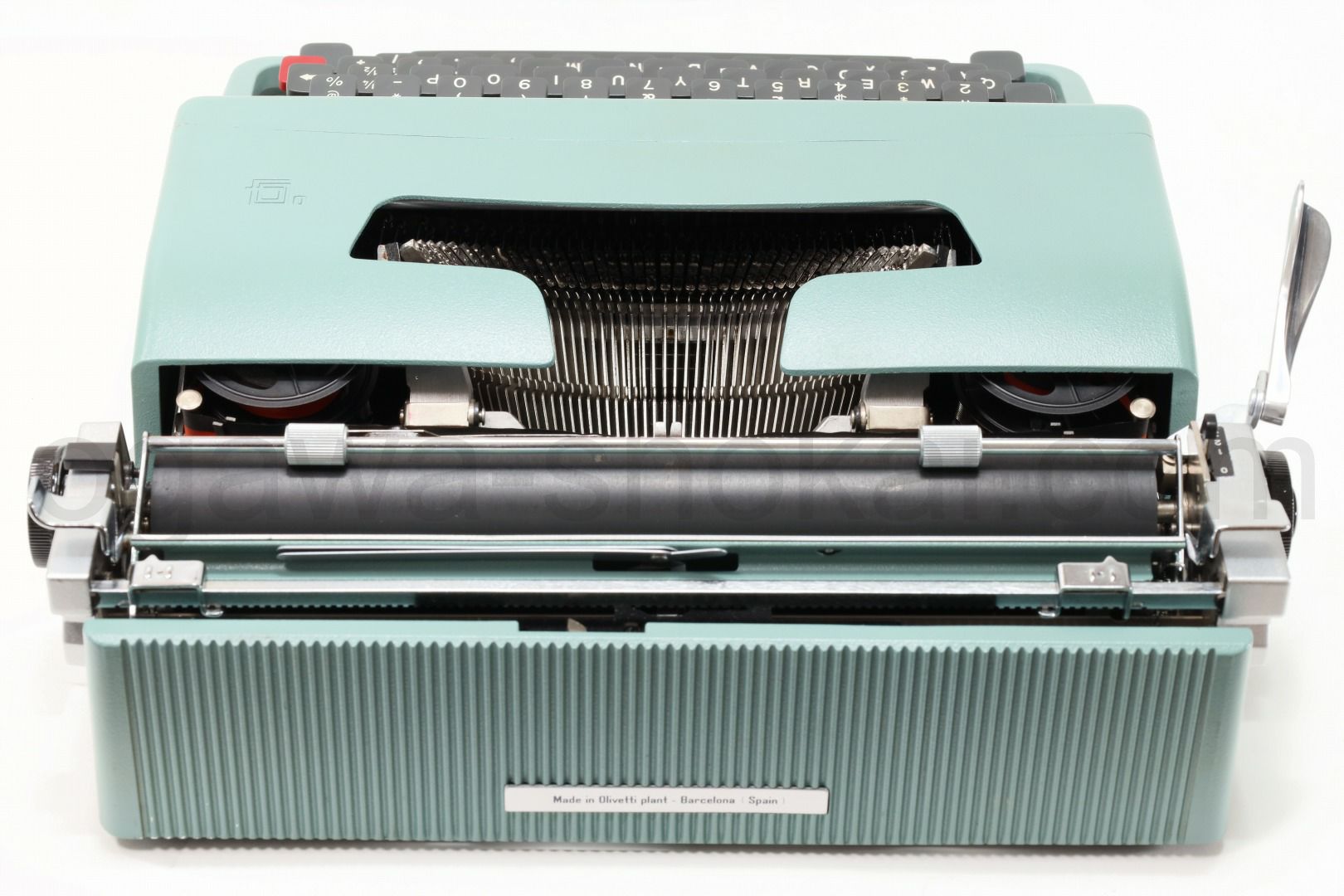 olivetti Lettera 32 中古タイプライター｜タイプライター専門店の尾河商会