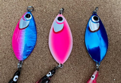 アキアジ】鮭釣り用スプーンの比較と私のおすすめ【浮きルアー】 | お