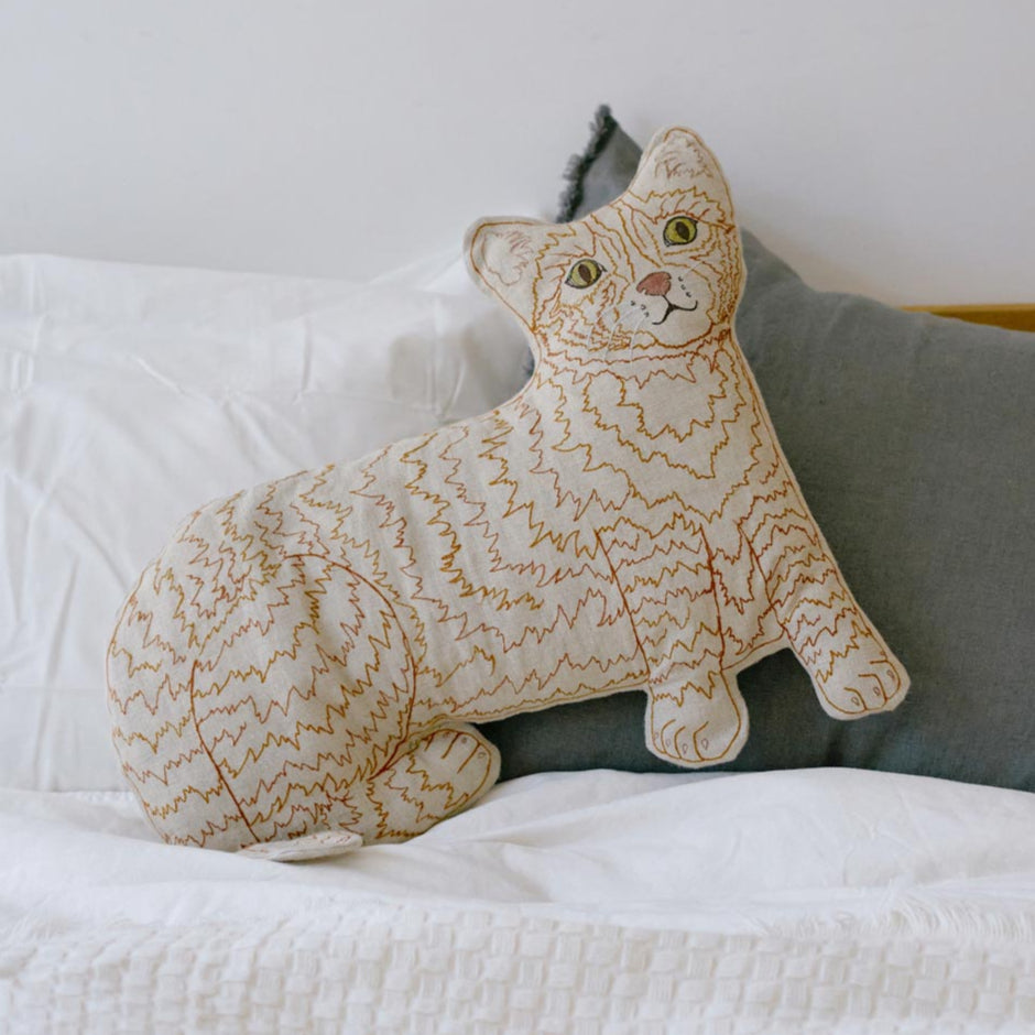Coral & Tusk × Orneko ネコクッション｜オルネコ（クッション・マット
