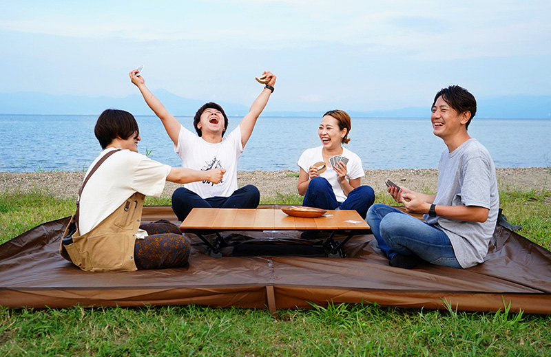 かなりイイね！DODから3段階に高さが調整できる「キャナリーテーブル