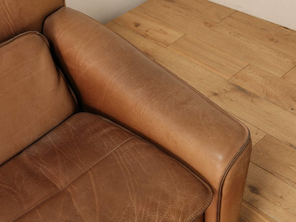 LEOLUXレザー2シーターソファ | ロイズ・アンティークス | ヨーロッパ