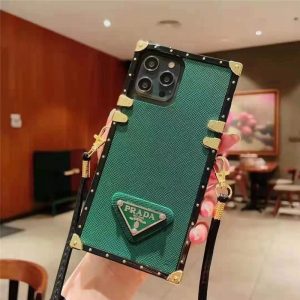 プラダ アイ スマホケース iphone16/15pro ショルダー 人気 prada