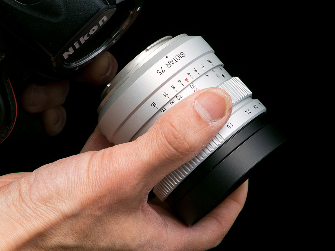 個性爆発すぎるドイツ製高級レンズ「メイヤー ビオター75㎜ F1.5Ⅱ」を