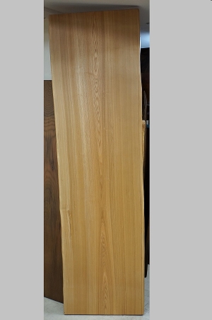 天然木 東京 新宿 東五軒町店展示 欅（けやき・ケヤキ）材 一枚板