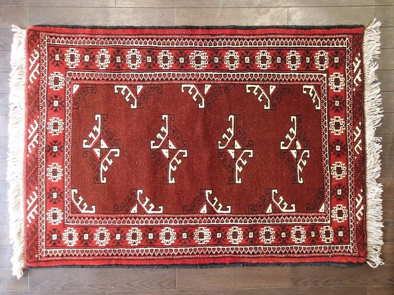 新品 トルクメン ペルシャ 絨毯 アクセント サイズ 118 x 83 cm 200