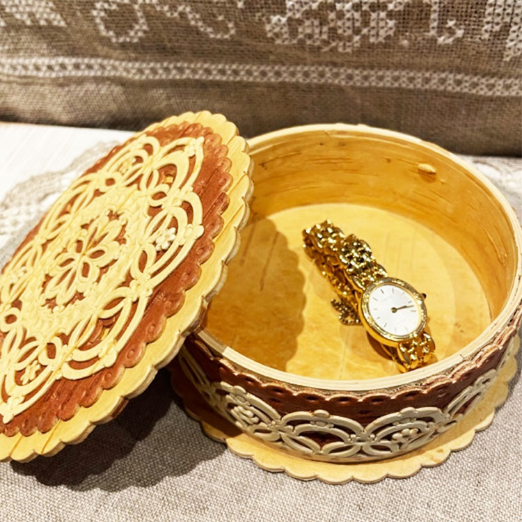 ロシア雑貨店マリンカ / 白樺細工ベレスタ 多重柄円形小物入れb066