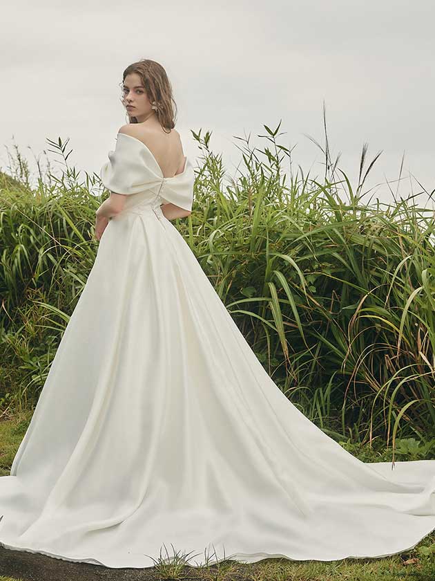 LIB0027 off white | ウエディングドレス『マリアローザ（MARIAROSA）』