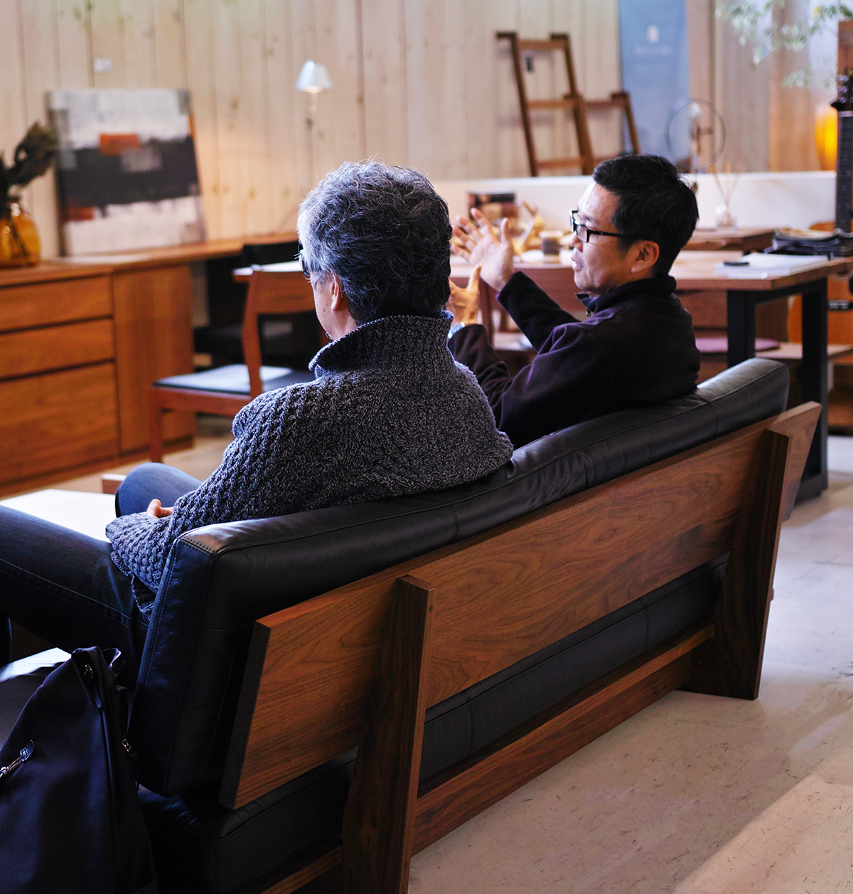 ローソファから始まった、マスターウォール 「ソファの原点」 / NEWS