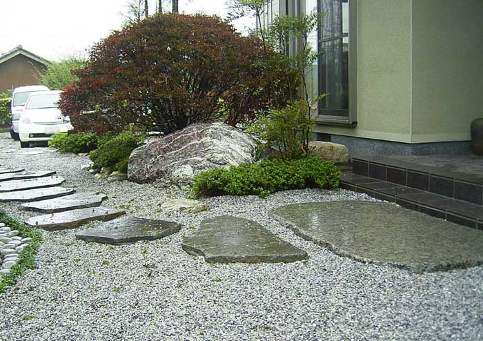 三波石 銘石 沓脱石 313cm 特大 巨大 景石 庭石 天然石 群馬県産 青石
