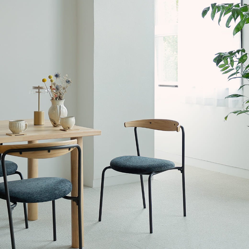国産 ダイニングチェア オーク材 北欧デザイン｜miion - miion｜北欧