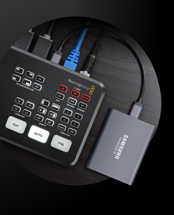 ライブ配信に対応、USBディスク収録が可能な放送品質スイッチャーATEM